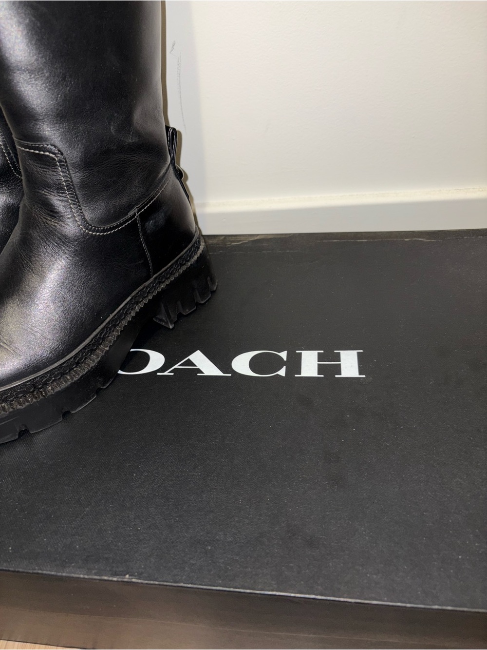Coach boots - Picture 4 of 4